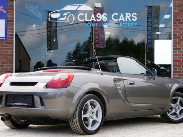 MINI Cooper D 1.5 AUTO BI-XENON PANO PDC CLIMTRONIC CARNET EU6B