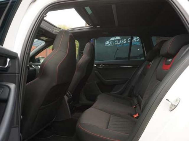 Mercedes-Benz C 200 d AMG LINE AUTO TOIT PANO CAMERA FULL LED PDC 6d-T