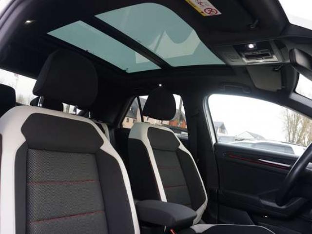 Volkswagen T-Roc 2.0 TDi SPORT 4Motion DSG PANO CAMERA DISTRONIC 6B