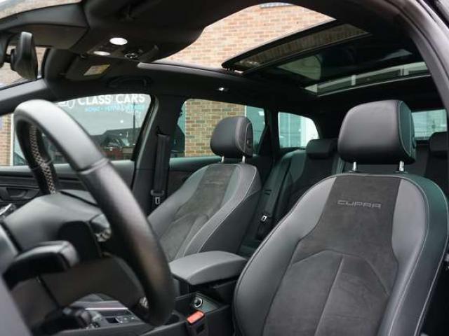 Land Rover Range Rover Sport 2.0 SD4 SE 1° MAIN NAVI-CAMERA CUIR HISTORIQUE