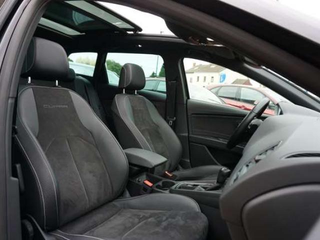 Land Rover Range Rover Sport 2.0 SD4 SE 1° MAIN NAVI-CAMERA CUIR HISTORIQUE