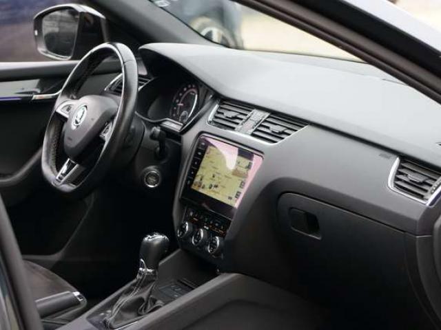 Skoda Octavia RS 2.0 TDi DSG PANO BI-XENON CAM CARNET FULL 6B